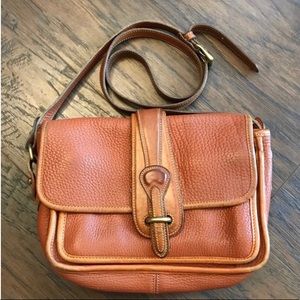 Authentic vintage D&B all weather leather bag!